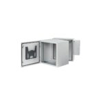 Gabinete Industrial ProTek de Puerta Sólida, Con Aire Acondicionado de 4000 BTU, Protección NEMA Tipo 4/12; IP66; IK10, Abatible, Fabricado en Acero, 19 UR, Color Gris Claro